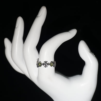 Vintage Cross Emerald Open Ring